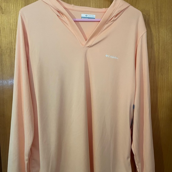 Columbia Active Fit Peach Omni-Shade Shirt - Picture 1 of 8